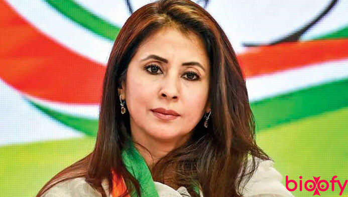 Urmila Matondkar Biography Age Family Figure Net Worth Hi, this is urmilla kothare & welcome to my official facebook page ~ stay tuned to know. bioofy