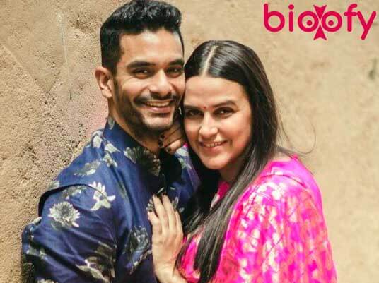 , Angad Bedi supports Neha Dhupia over it&#8217;s her choice comment, shares pics of 5 girlfriends. But there&#8217;s a catch