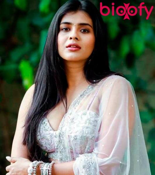 Hebah Patel Biography, Age, Images, Height, Figure, Net Worth