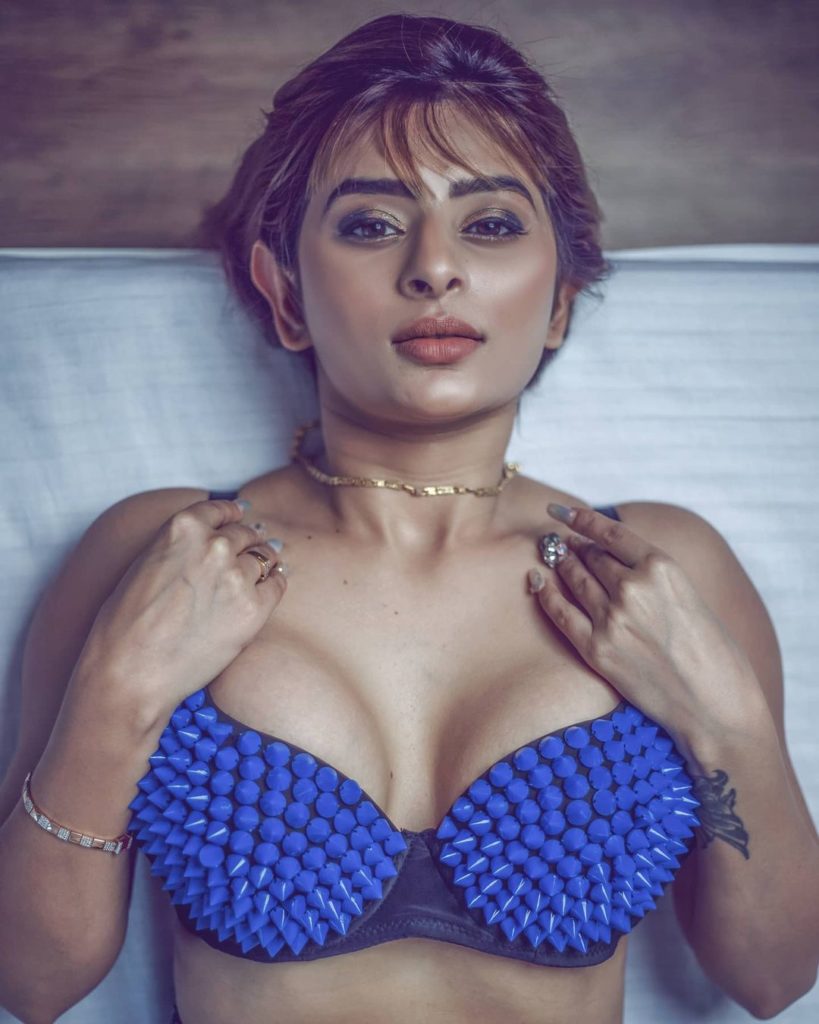Ankitadave Brother Sister Porn - Ankita Dave Biography, Age, Images, Height, Figure, Net Worth Â» Bioofy