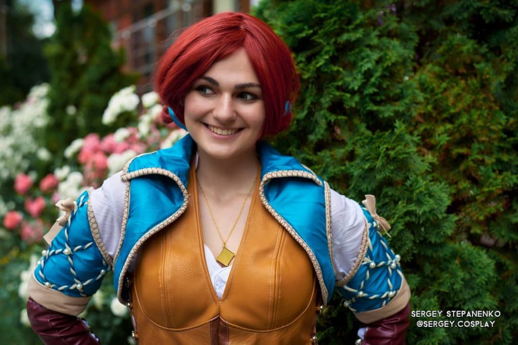 , Hikka Cosplay Biography, Age, Images, Height, Figure, Net Worth