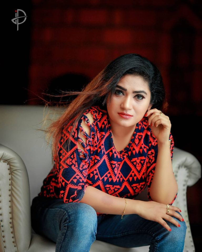 Reshmi Boban Biography, Age, Images, Height, Figure, Net Worth
