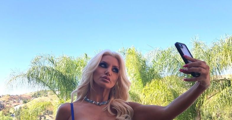 Brittany Andrews images 2