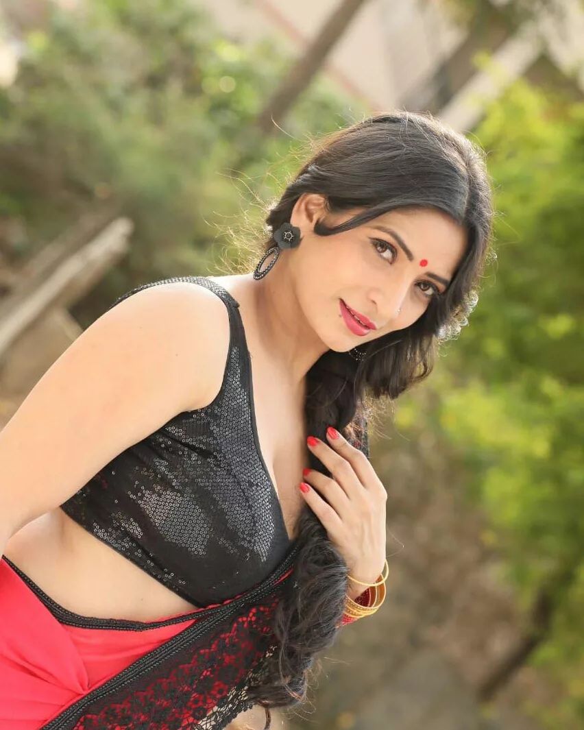 Anitha Bhat Biography, Age, Family, Images, Net Worth