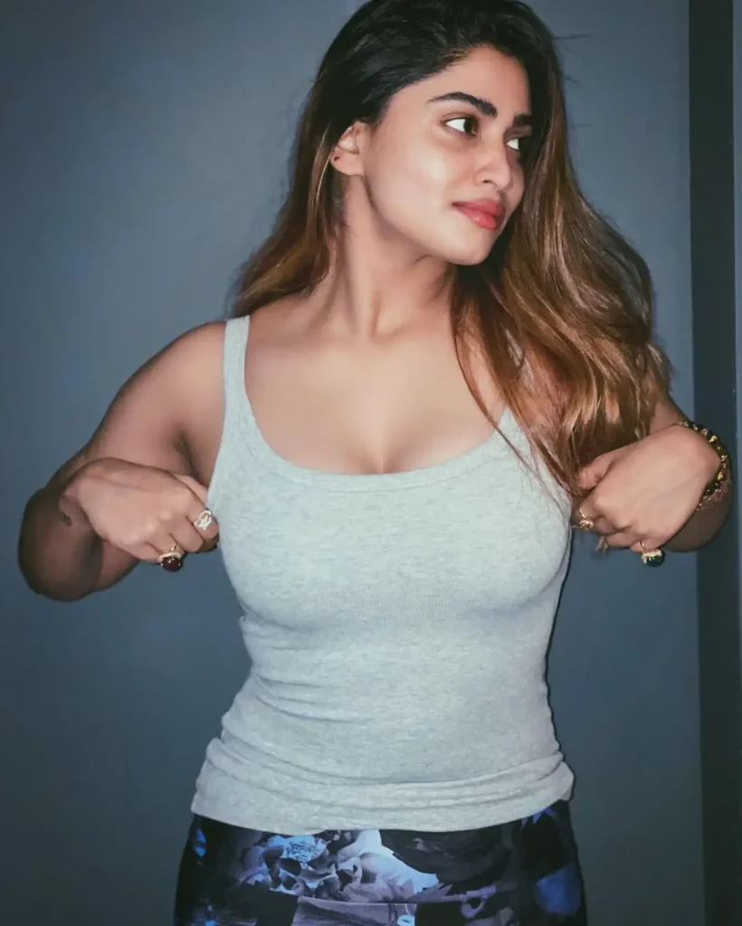 Shivani Narayanan 5