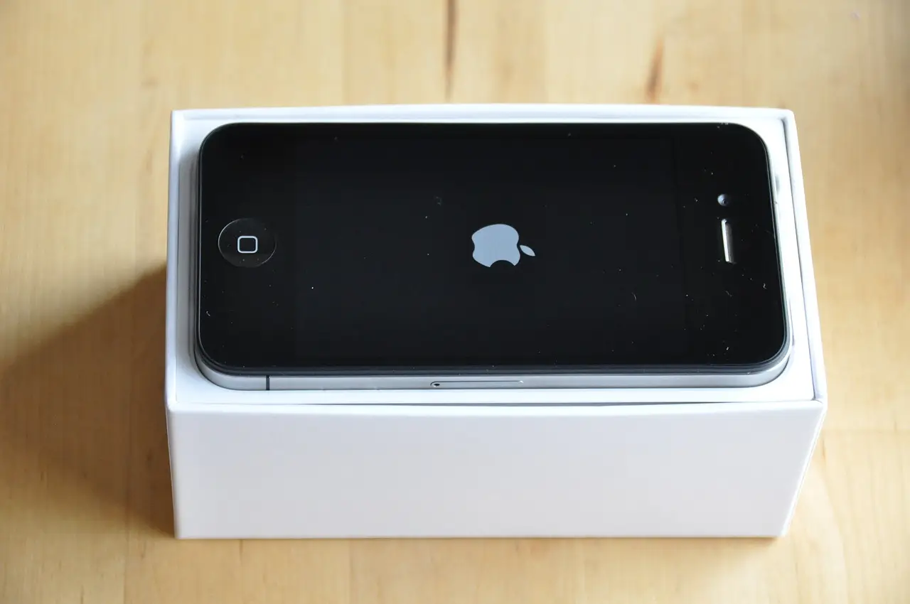 brand iphone apple