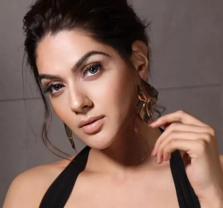 Sakshi Chaudhary Biography, Age, Family, Images, Net Worth