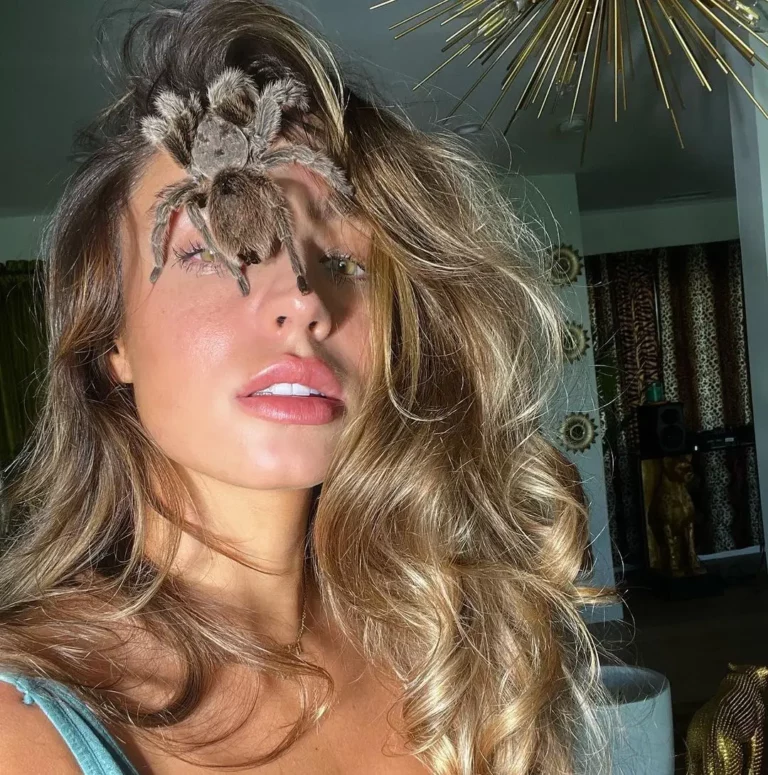 Sommer Ray Biography, Age, Images, Height, Figure, Net Worth