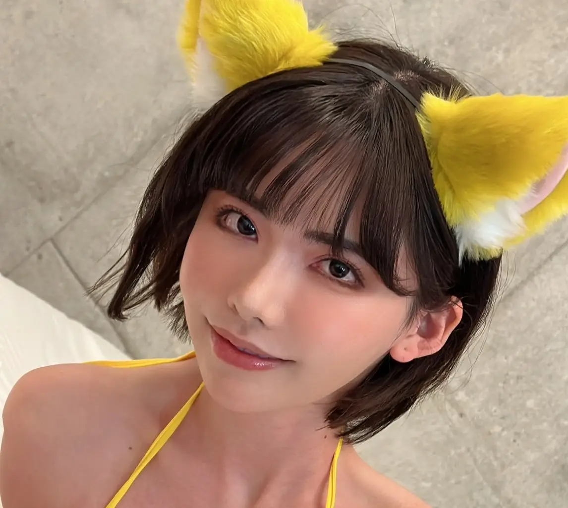 Eimi Fukada 深田えいみ 1