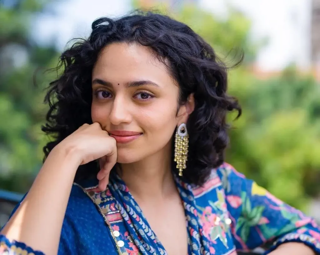 Malavika Nair Biography, Age, Images, Height, Figure, Net Worth