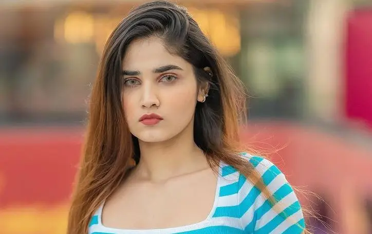 Ashima Chaudhary Biography, Age, Images, Height, Figure, Net Worth