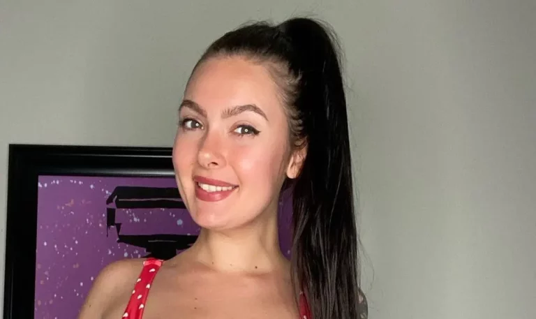Marley Brinx Biography, Age, Images, Height, Figure, Net Worth