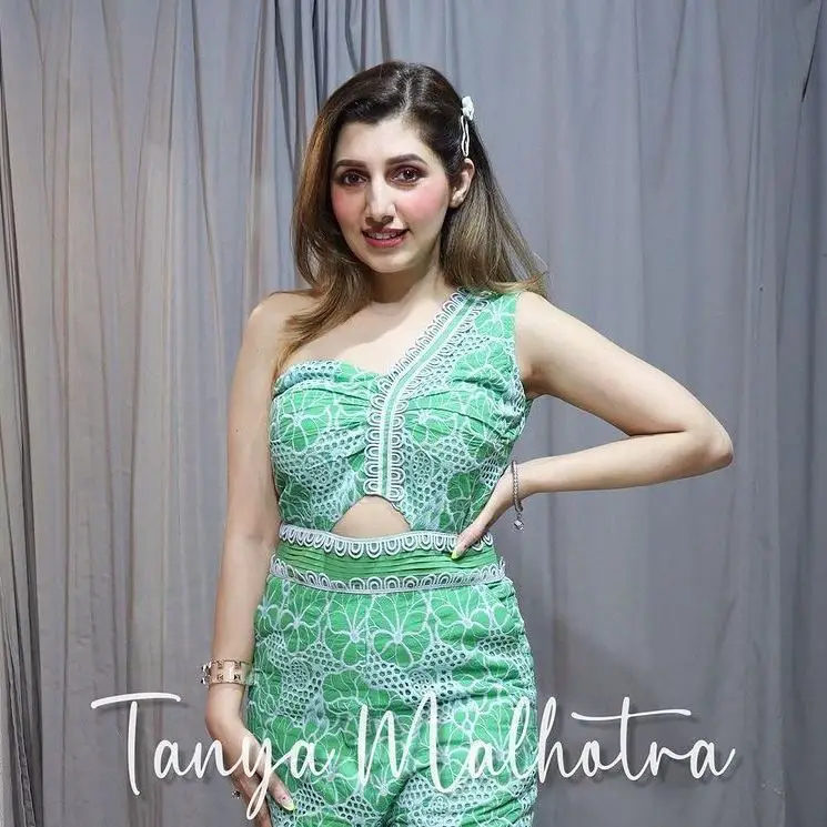 Tanya Malhotra Label 1