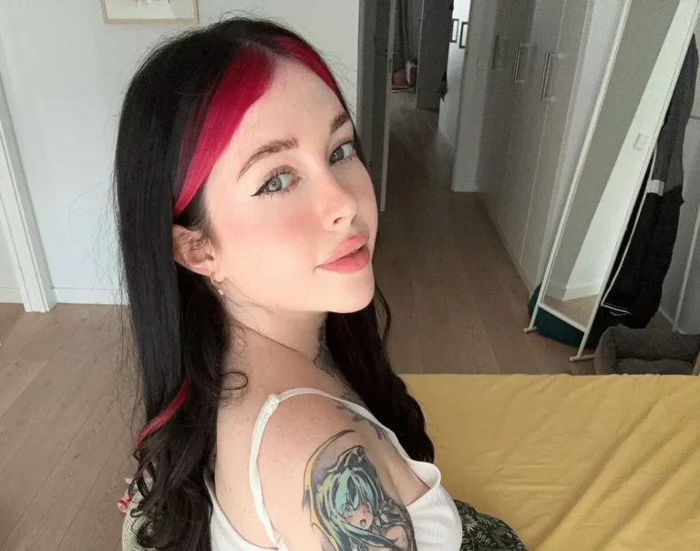 Marina Mui (Suicide Girl) Biography, Age, Images, Height, Figure, Net Worth